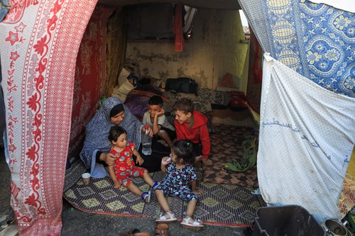 Displaced Palestinians shelter at Shifa hospital in Gaza City
