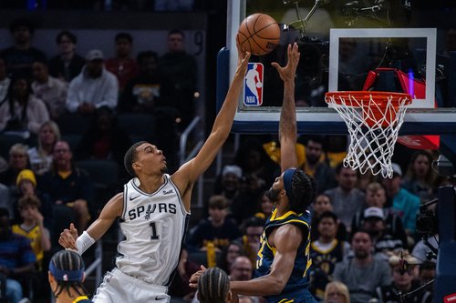 NBA: San Antonio Spurs at Indiana Pacers
