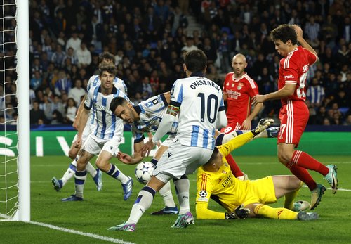 Champions League - Group D - Real Sociedad v Benfica