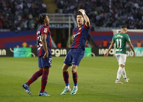 LaLiga - FC Barcelona v Deportivo Alaves