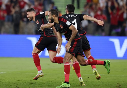 Club World Cup - Third Place Playoff - Urawa Red Diamonds v Al-Ahly