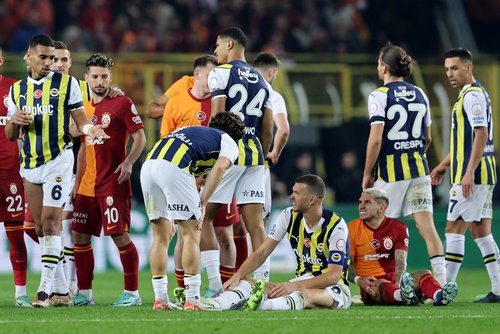 Super Lig - Fenerbahce v Galatasaray