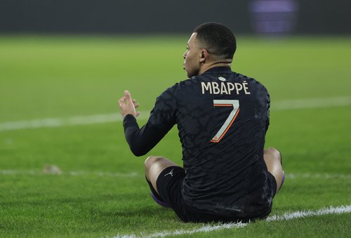 Ligue 1 - RC Lens v Paris St Germain