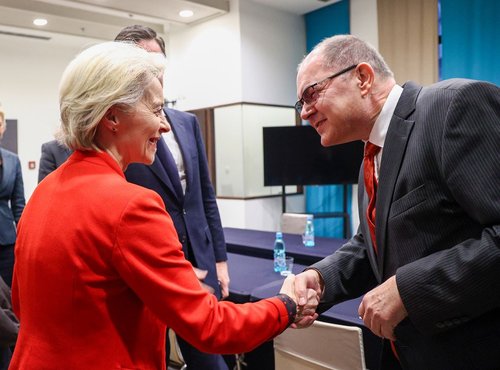 schmidt i ursula von der leyen