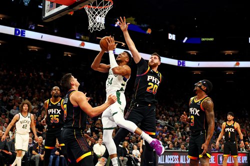 NBA: Milwaukee Bucks at Phoenix Suns