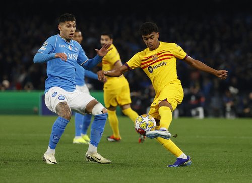 Champions League - Round of 16 - First Leg - Napoli v FC Barcelona