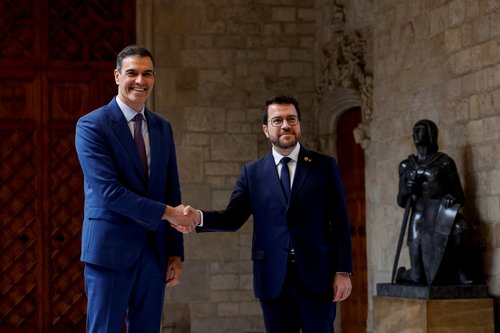 FILE PHOTO: Spain's PM Sanchez meets Catalonia's President Aragones in Barcelona