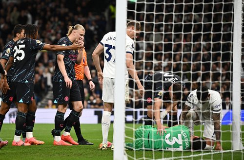 Premier League - Tottenham Hotspur v Manchester City