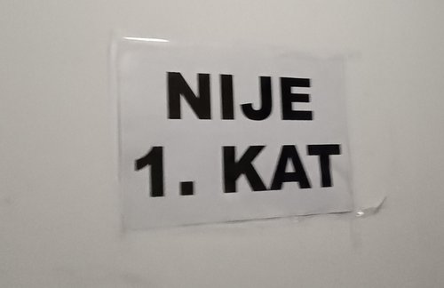 nije prvi sprat