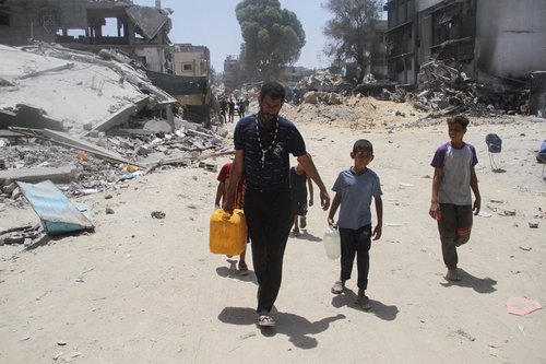 'Without water, one dies' - Gazan families struggle with water pollution and scarcity in Jabalia refugee camp