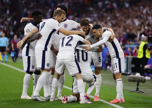 Euro 2024 - Serbia v England