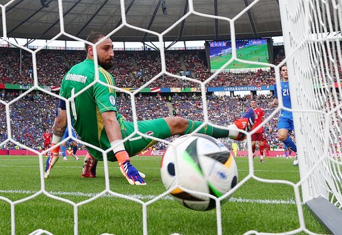 Euro 2024 - Round of 16 - Switzerland v Italy
