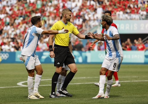 Football - Men's Group B - Argentina vs Morocco