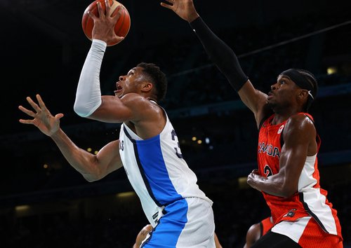 Basketball - Men's Group Phase - Group A - Greece vs Canada