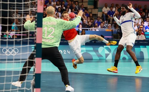 Handball - Men's Preliminary Round Group B - Denmark vs France