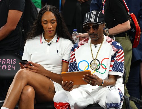 Basketball - Men's Quarterfinal - Brazil vs United States