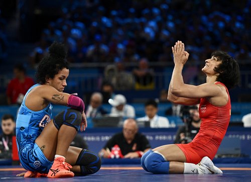 Wrestling - Women's Freestyle 50kg Semifinal