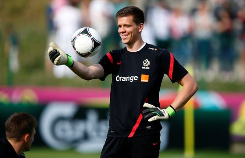 FILE PHOTO: Poland's goalkeepers Szczesny and Tyton are seen during a practice session for Euro 2012 in Warsaw