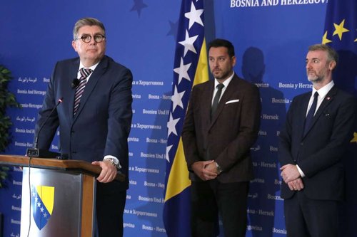 l_6d4f9a5899629b65ce14e419fec44a4a