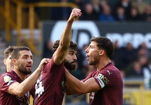 Premier League - Wolverhampton Wanderers v Manchester City