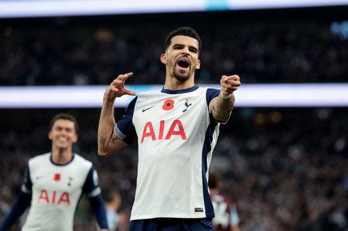 Premier League - Tottenham Hotspur v Aston Villa
