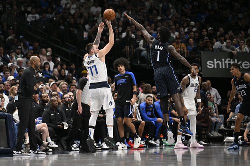 NBA: Orlando Magic at Dallas Mavericks