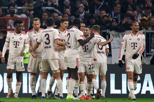 Bundesliga - St. Pauli v Bayern Munich