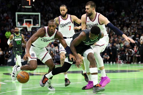 NBA: Los Angeles Clippers at Minnesota Timberwolves