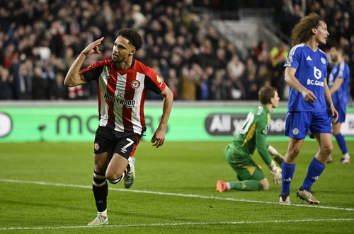 Premier League - Brentford v Leicester City