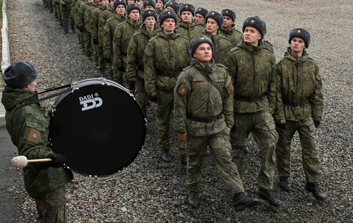 Russian soldiers undergo military training in Krasnodar region