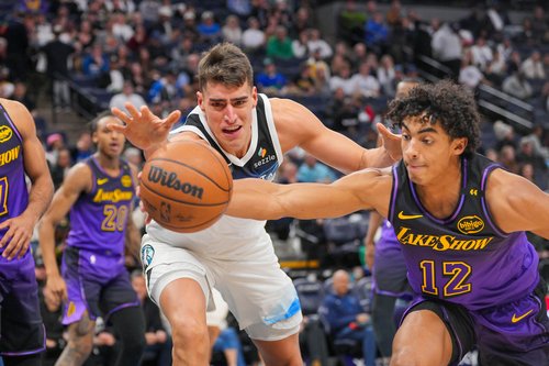 NBA: Los Angeles Lakers at Minnesota Timberwolves