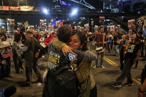 Protest to demand a deal for the return of hostages, in Tel Aviv