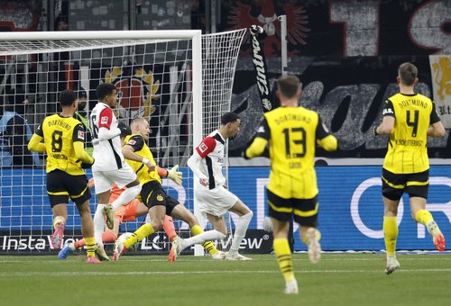 Bundesliga - Eintracht Frankfurt v Borussia Dortmund