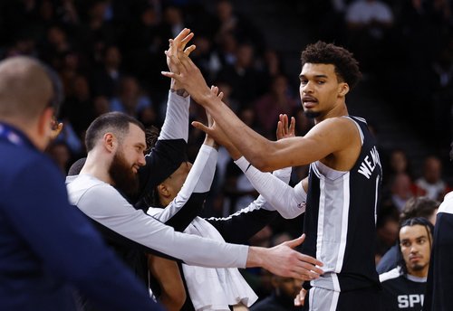 NBA - Indiana Pacers v San Antonio Spurs