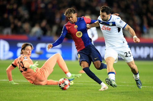 Champions League - FC Barcelona v Atalanta