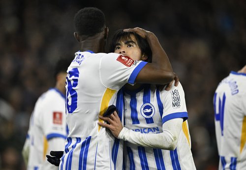 FA Cup - Fourth Round - Brighton & Hove Albion v Chelsea