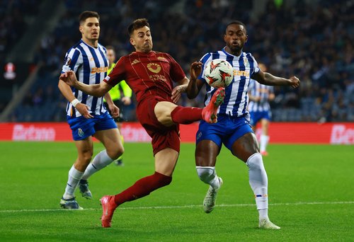 Europa League - Knockout Phase Playoff - First Leg - FC Porto v AS Roma