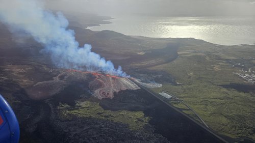 Volcano erupts in Iceland