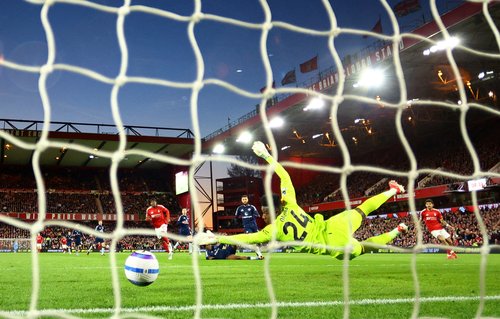 Premier League - Nottingham Forest v Manchester United
