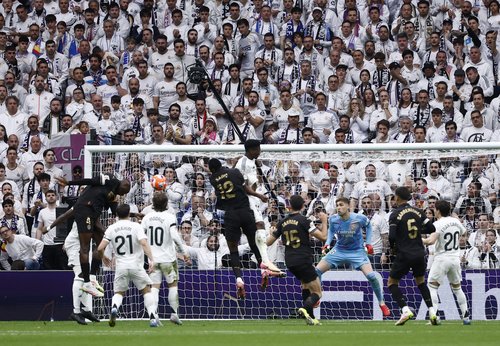 LaLiga - Real Madrid v Valencia