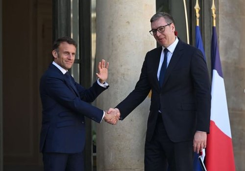1744218562-macron-vucic.JPG