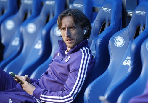 LaLiga - Deportivo Alaves v Real Madrid