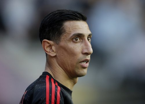 2025-05-17T190212Z_193038752_UP1EL5H1GVME1_RTRMADP_3_SOCCER-PORTUGAL-BRA-SLB-REPORT