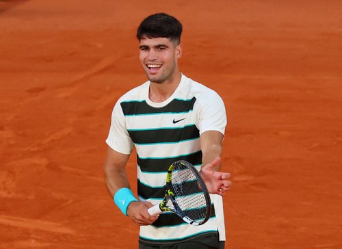 2025-05-30T192404Z_320190908_UP1EL5U1HW2AQ_RTRMADP_3_TENNIS-FRENCHOPEN
