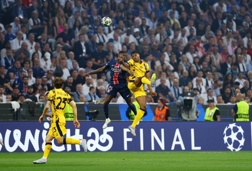2025-05-31T190633Z_2113011653_UP1EL5V1H2VX4_RTRMADP_3_SOCCER-CHAMPIONS-PSG-INT-REPORT