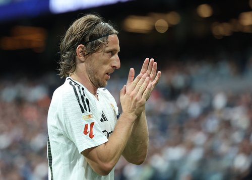 2025-05-24T154437Z_1651245400_UP1EL5O17QCF3_RTRMADP_3_SOCCER-SPAIN-RMA-RSO-REPORT