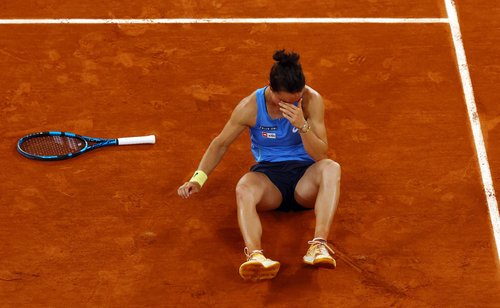 2025-06-04T141323Z_1185078820_UP1EL6413I9EN_RTRMADP_3_TENNIS-FRENCHOPEN