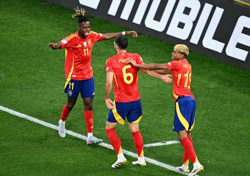 2025-06-05T193010Z_1976224443_UP1EL651I688T_RTRMADP_3_SOCCER-UEFANATIONS-ESP-FRA-REPORT