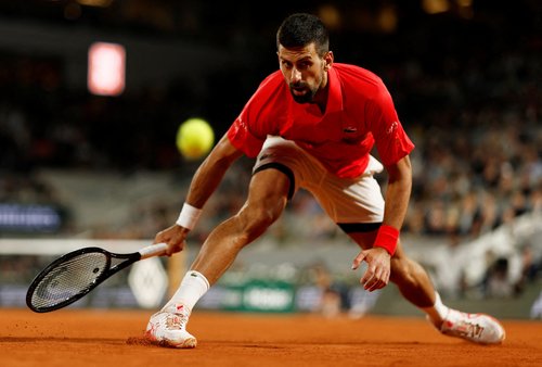 2025-06-04T221357Z_1547886626_UP1EL641MM1P8_RTRMADP_3_TENNIS-FRENCHOPEN