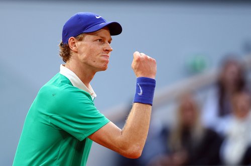 2025-06-06T190750Z_1611217177_UP1EL661H50VI_RTRMADP_3_TENNIS-FRENCHOPEN